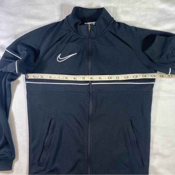 Nike Full Zip Black Track Jacket Boys Sz S Sports Activewear Ballgame Running - Picture 4 of 8